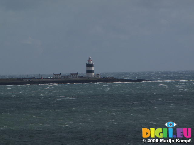 SX02986 Hook Head Lighthouse from Dunmore East